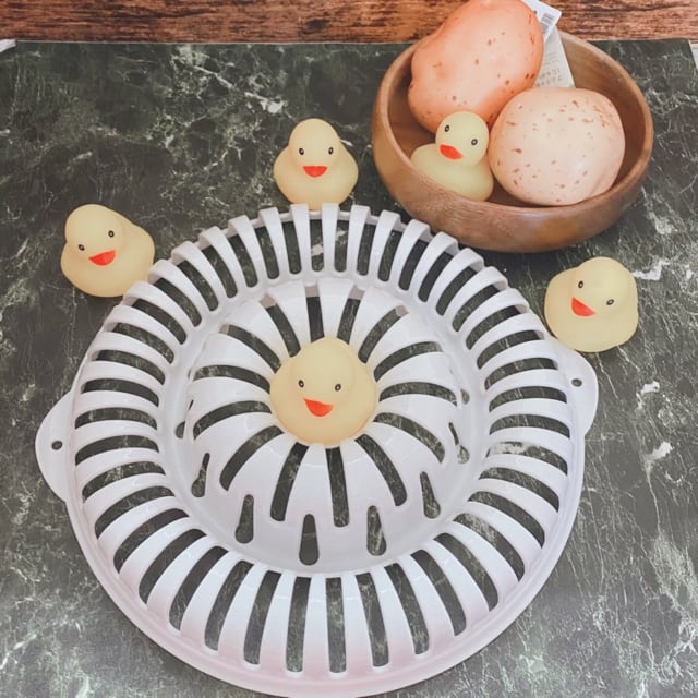 ダイソーの電子レンジチップスメーカーの写真