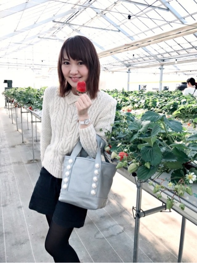 イチゴ狩りの正解コーデ 必要な持ち物とは イチゴ農家に聞いた 3ページ目 Lamire ラミレ