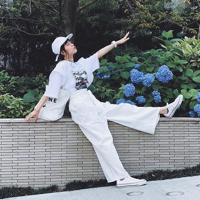 黒髪ロングヘアの 春夏ファッションコーデ 似合う春夏服 着こなし方 Lamire ラミレ