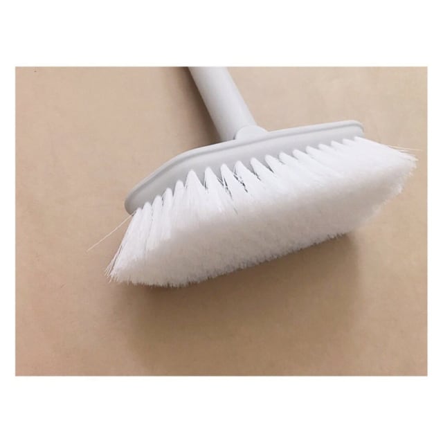 無印良品の掃除用品システムバス用ブラシの写真