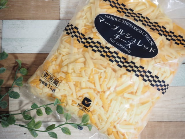 コストコのマーブルシュレッドチーズのパッケージ