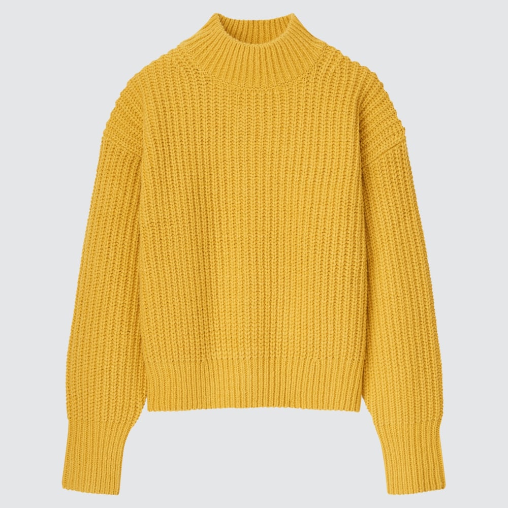 ユニクロ黄色セーター